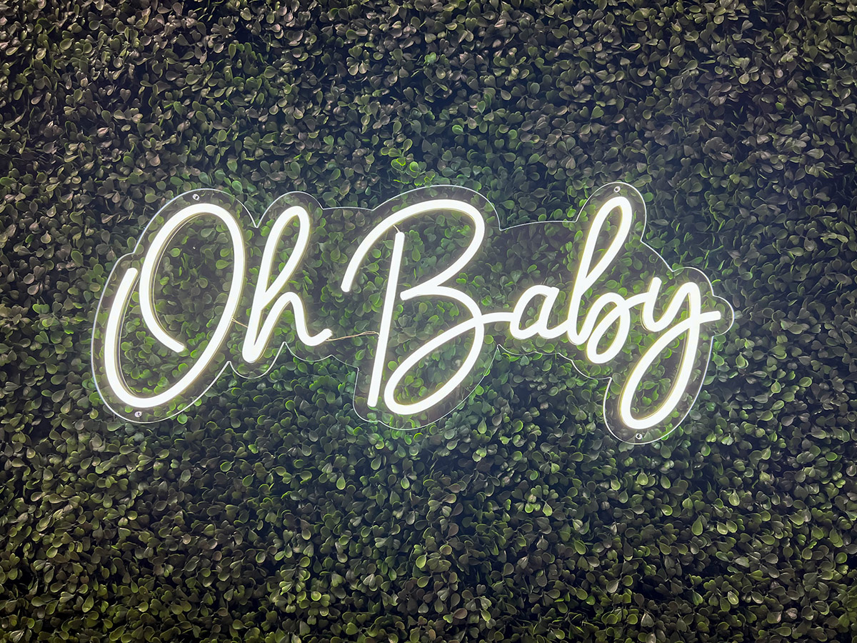 Neon Sign - "Oh Baby"