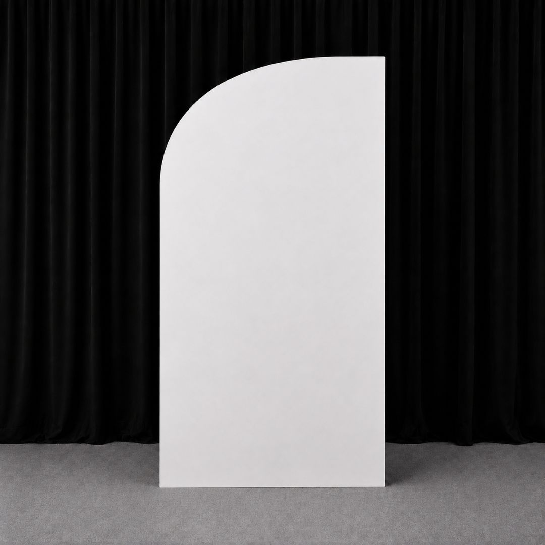 Chiara Panel - 3.5'x6' Half Arch, Left